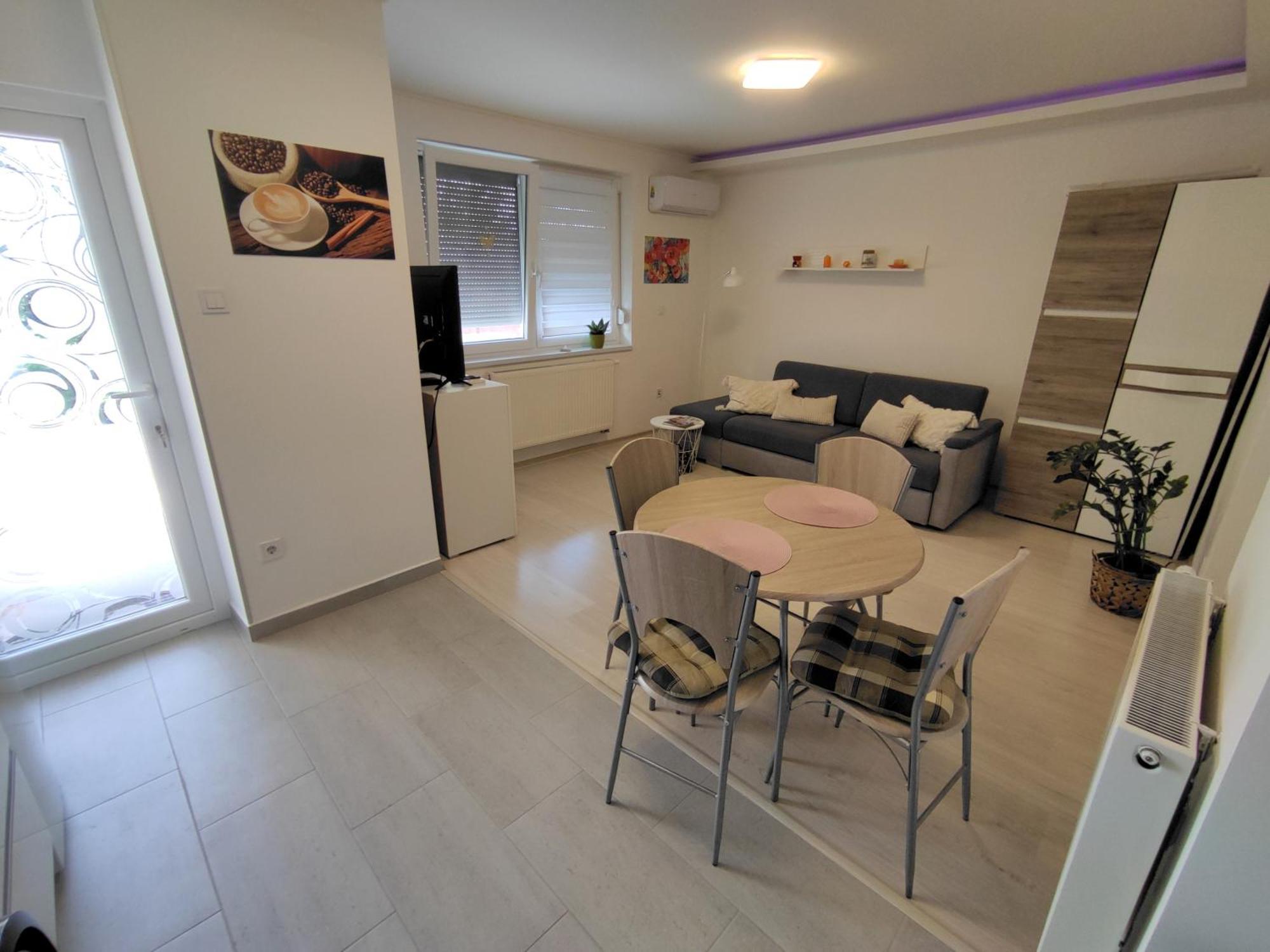 Blankapartman Mohács Εξωτερικό φωτογραφία